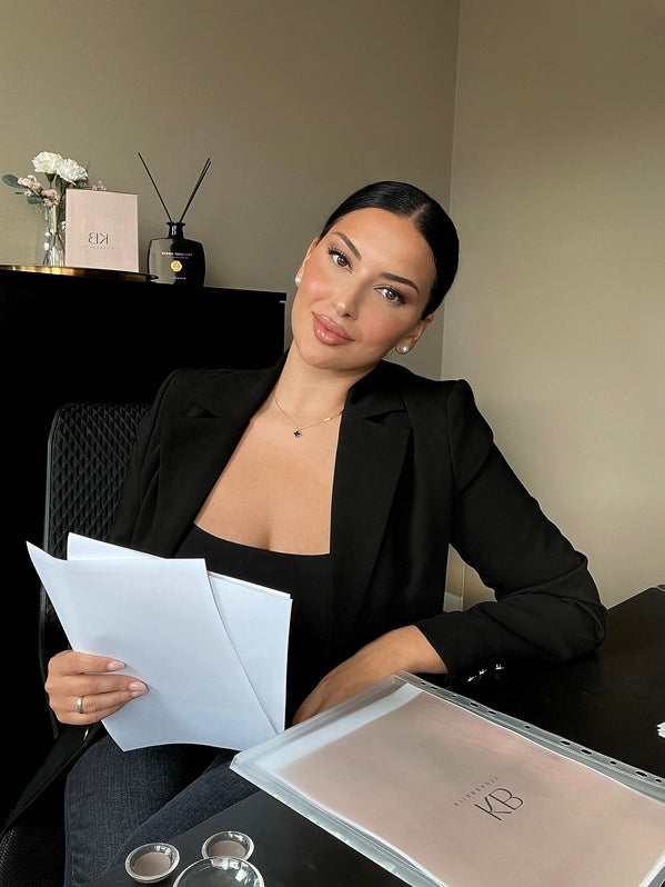 Christina im Büro